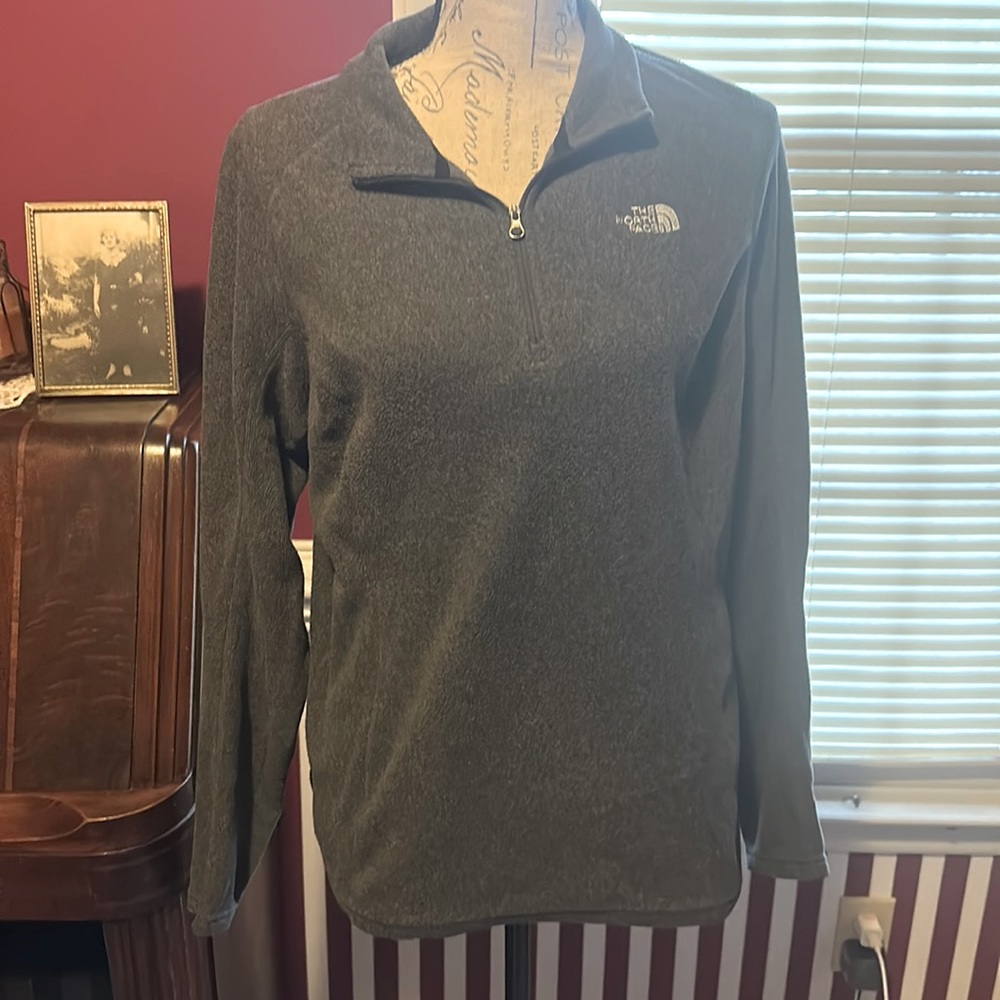 North face quarter zip